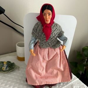 Vintage Connemara Woman 11” doll